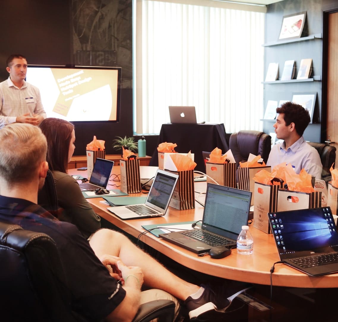 Web Development whalesin>
                        </div>
                    </div>
                </div>
            </section>
            <section class=